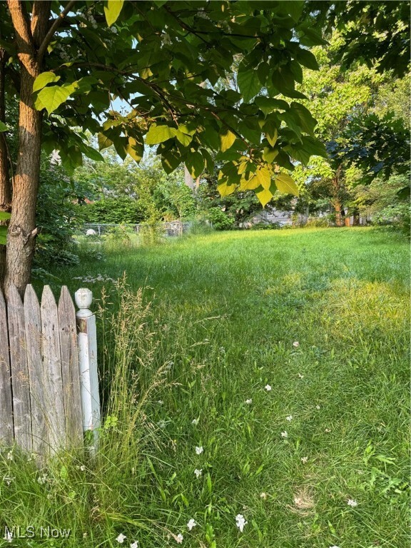 Property Photo: 2075 17th Street SW OH 44314