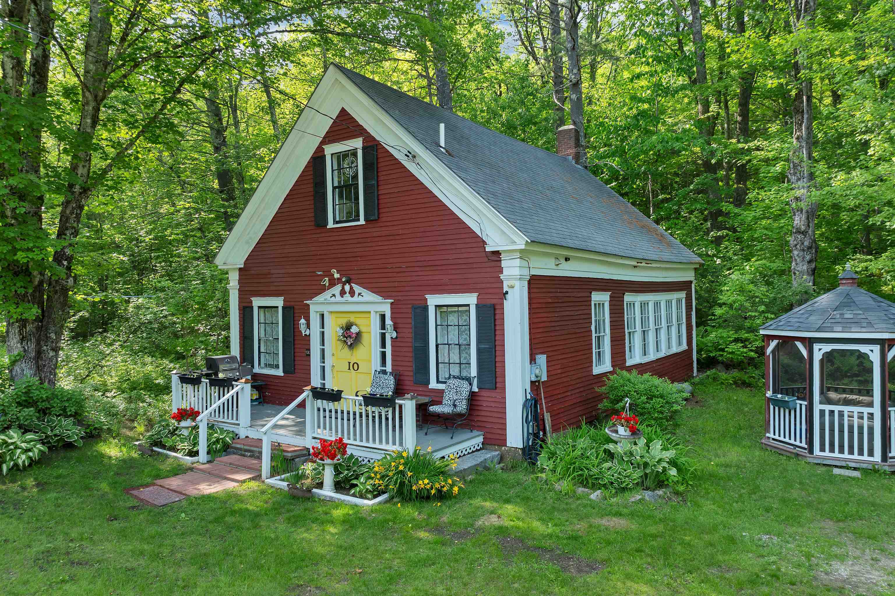 Property Photo: 10 Whiteface Road NH 03259