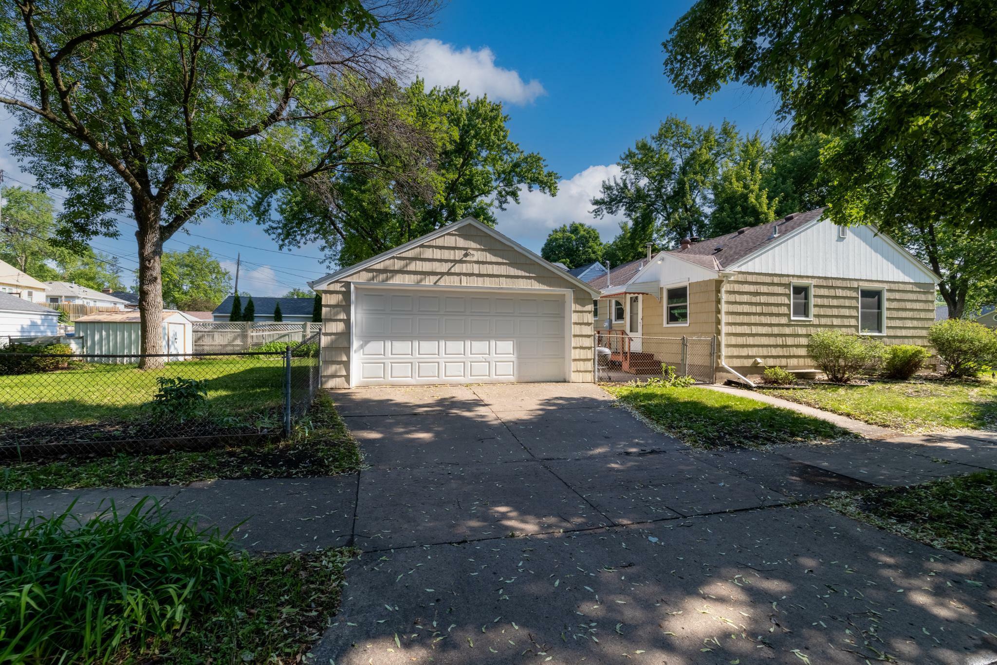 Property Photo:  5652 Thomas Avenue S  MN 55410 