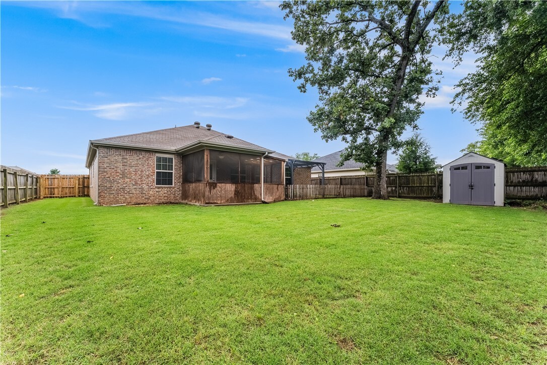 Property Photo: 5305 Cherry Creek Road AR 72713