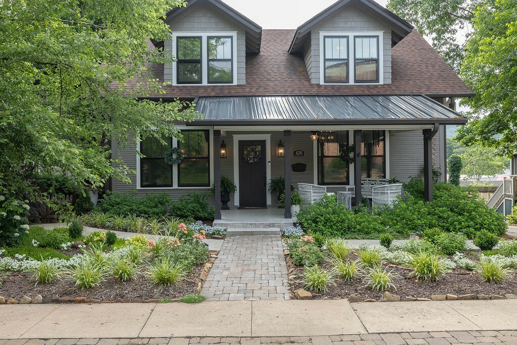Property Photo: 426 N Highland Avenue AR 72701