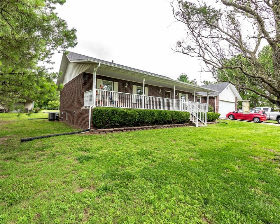 518 W Aster Avenue  Farmington AR 72730 photo