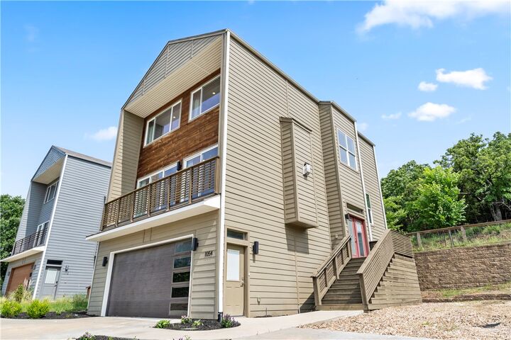 Property Photo:  1054 E Huntsville Road  AR 72701 