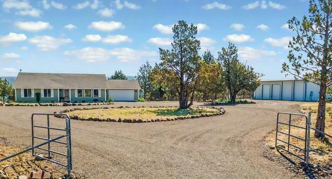 11518 SE View Top Lane  Prineville OR 97754 photo