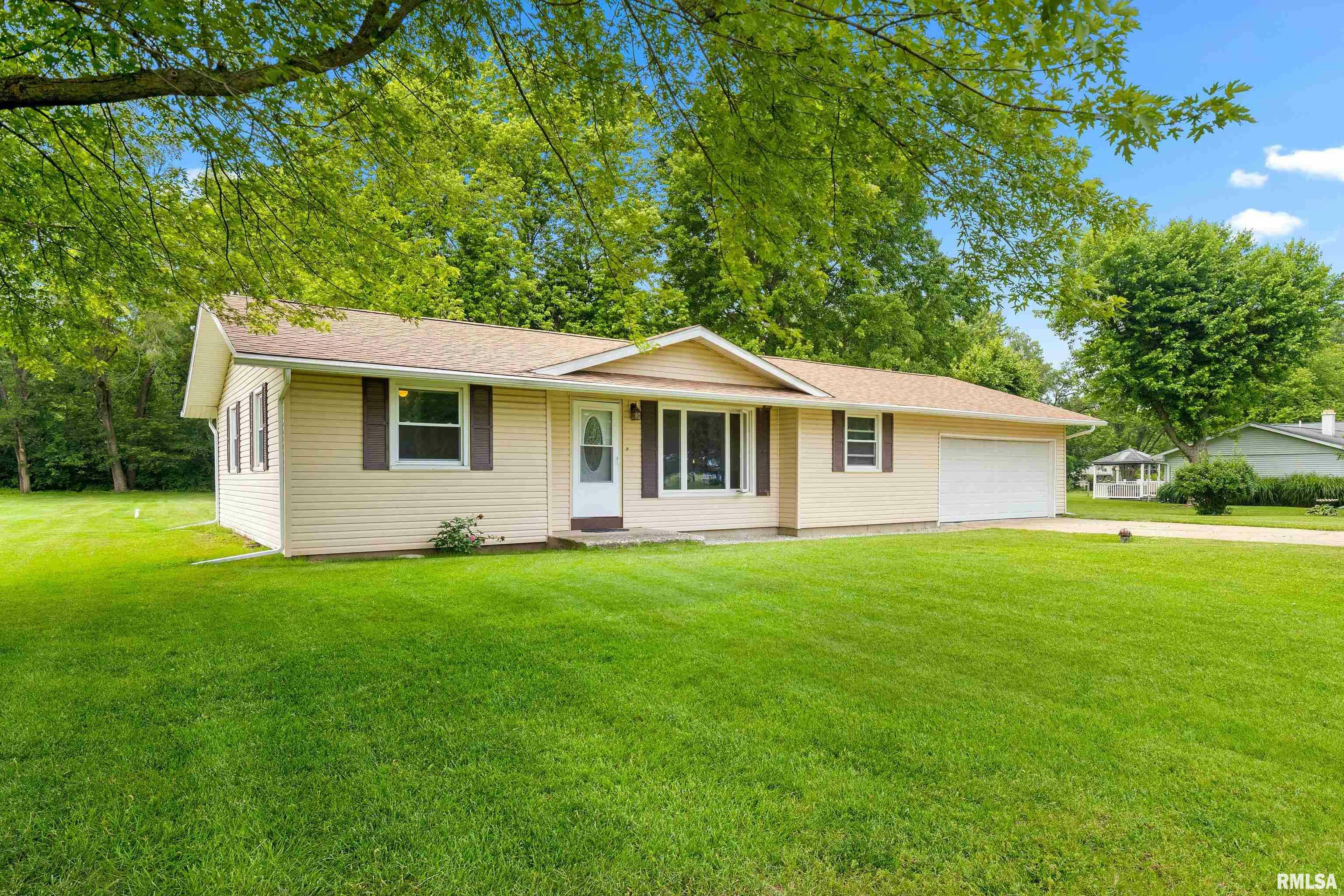 13911 Winfield Drive  Manito IL 61546 photo