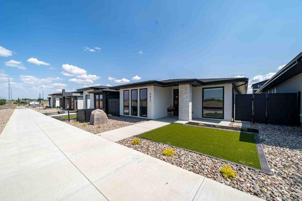 Property Photo: 3617 10 Avenue SW AB T1B 0T2