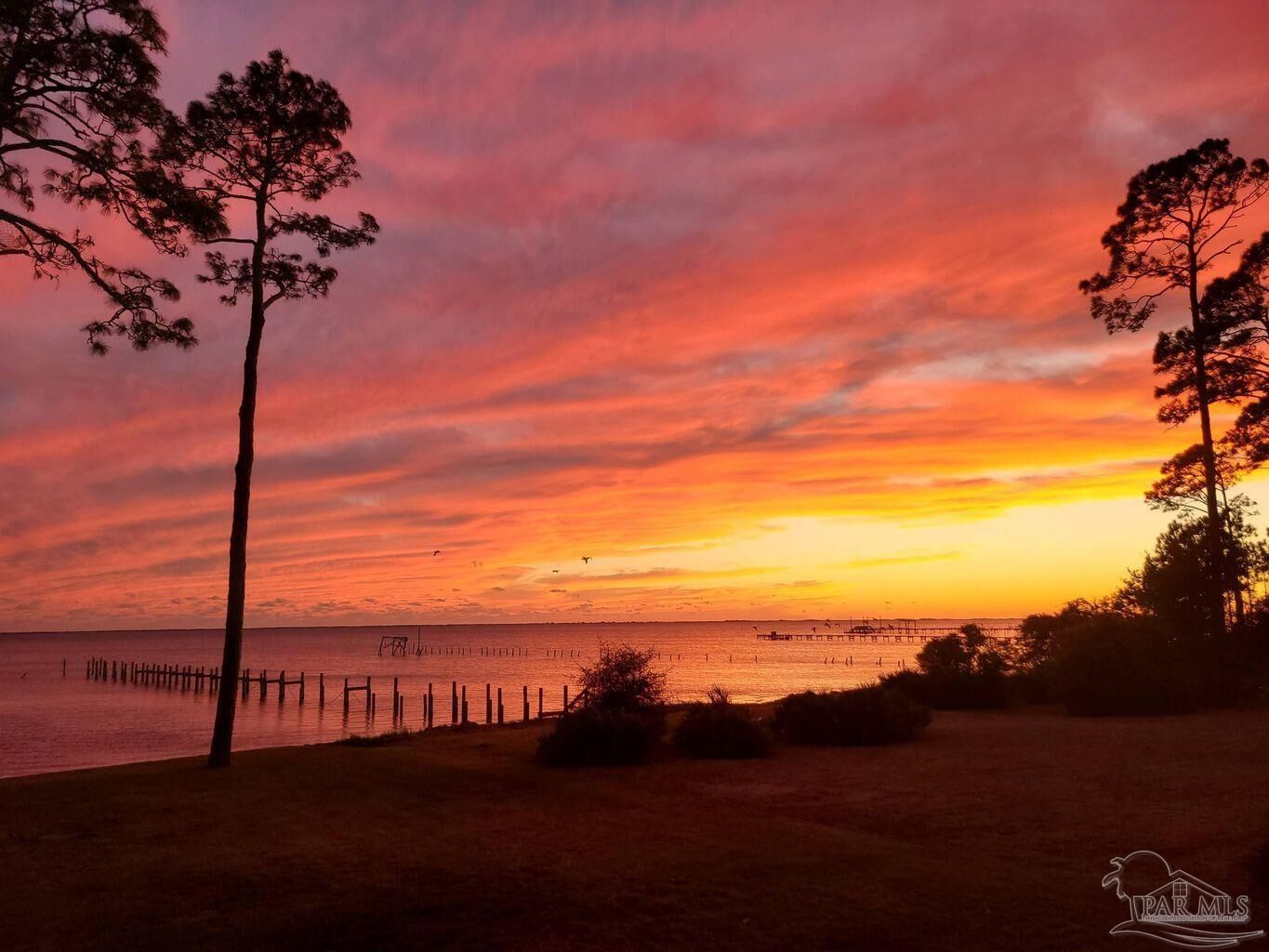 Property Photo:  6817 Tidewater Dr  FL 32566 
