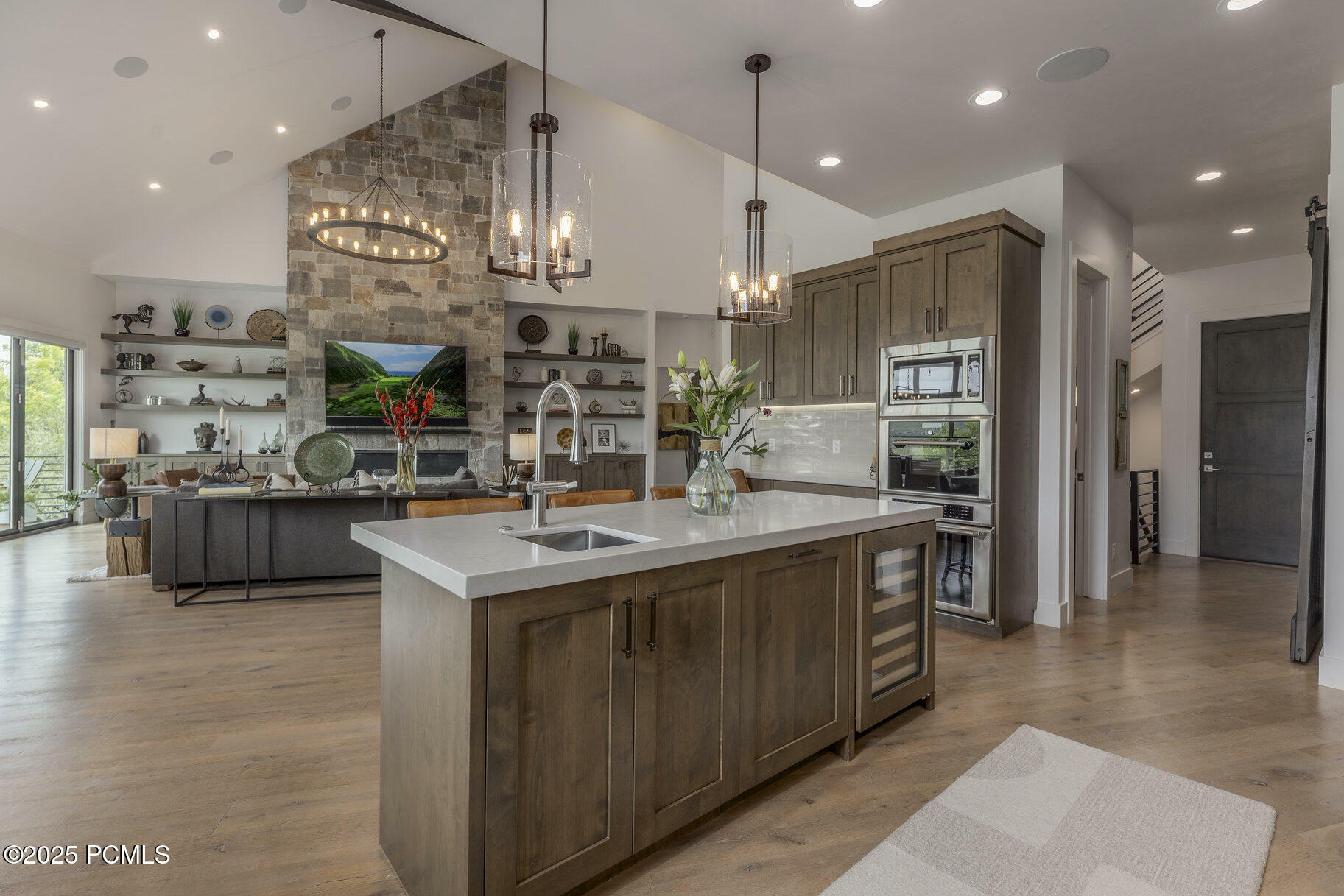 Property Photo: 1480 W Alpine Avenue UT 84032