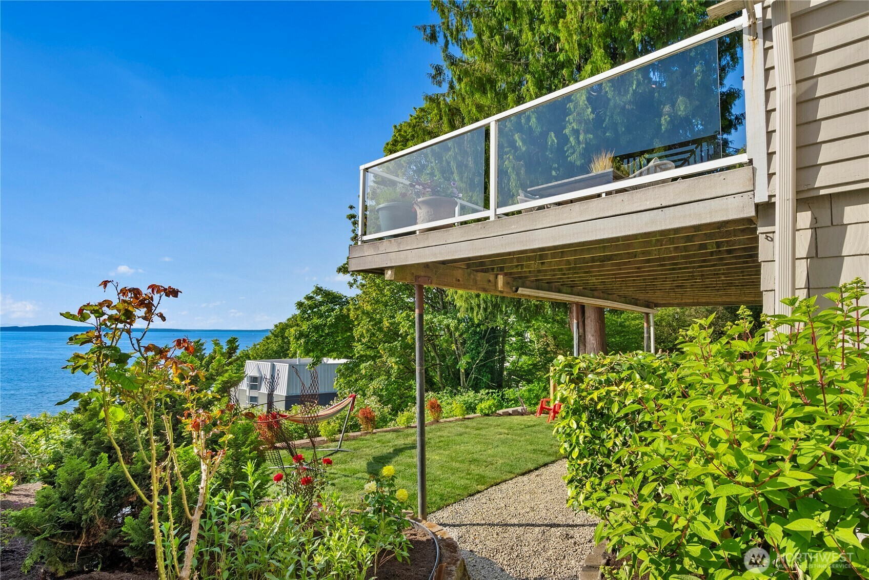 Property Photo: 2102 Halleck Avenue SW WA 98116