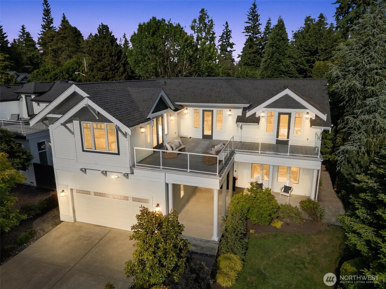 Property Photo: 1416 2nd Street WA 98033