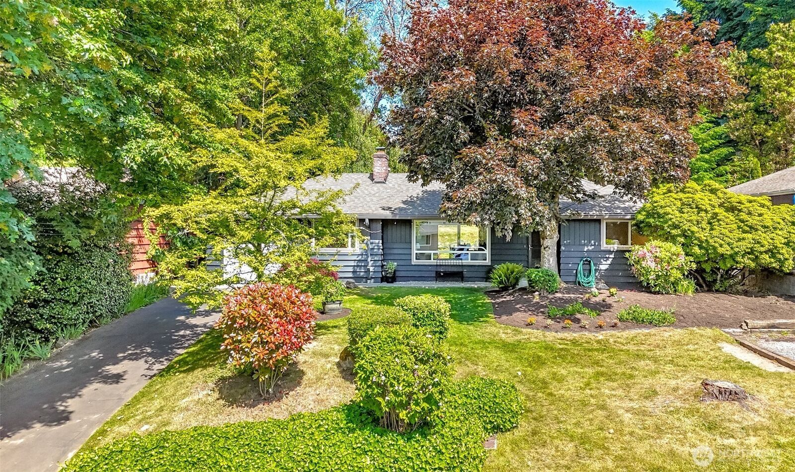 Property Photo:  11258  29th Avenue SW  WA 98146 