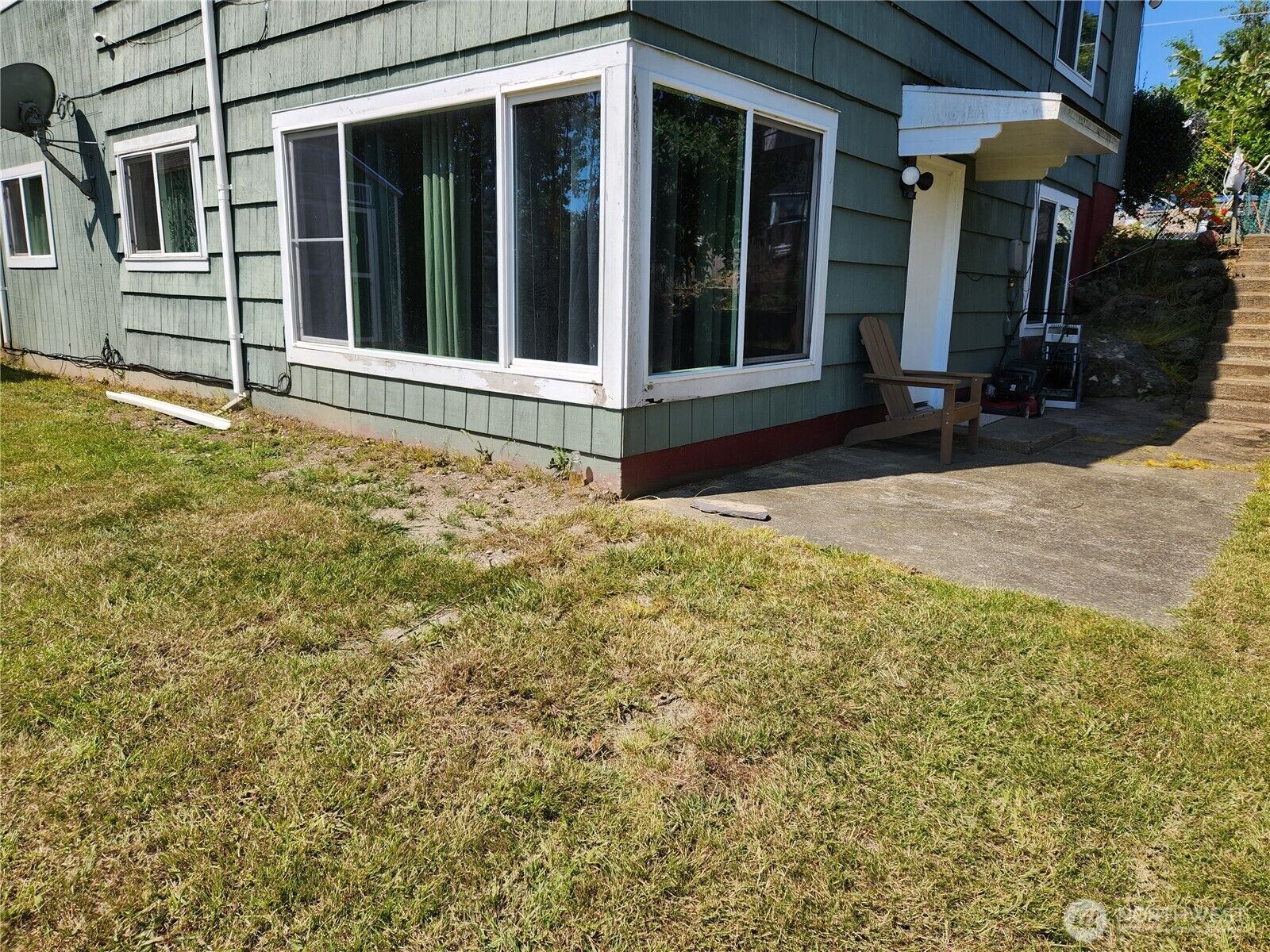 Property Photo: 1728 Houston Avenue WA 98312