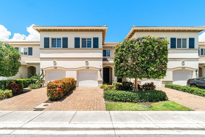 Property Photo:  1198 Paisley Court  FL 33461 