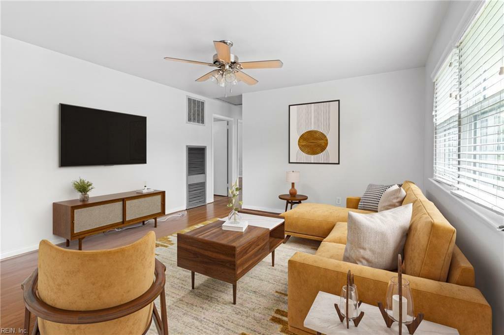 Property Photo: 617 Redheart Dr VA 23666