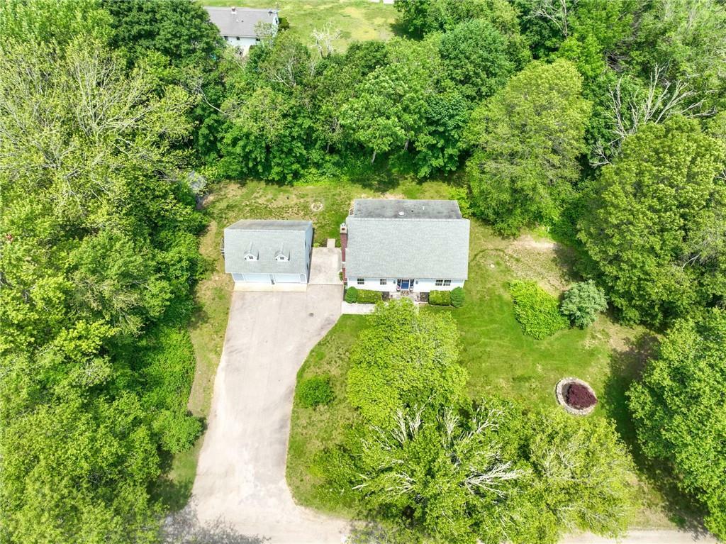 Property Photo: 8 Grills Lane RI 02808