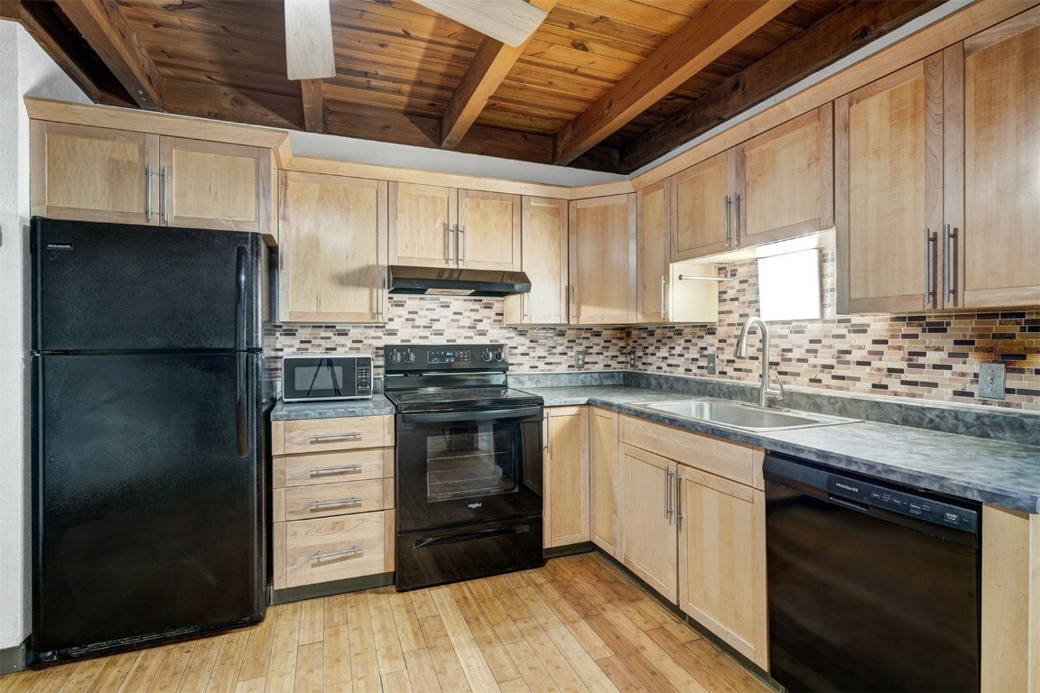 Property Photo: 8500 Ryan Gulch Road G2 CO 80498