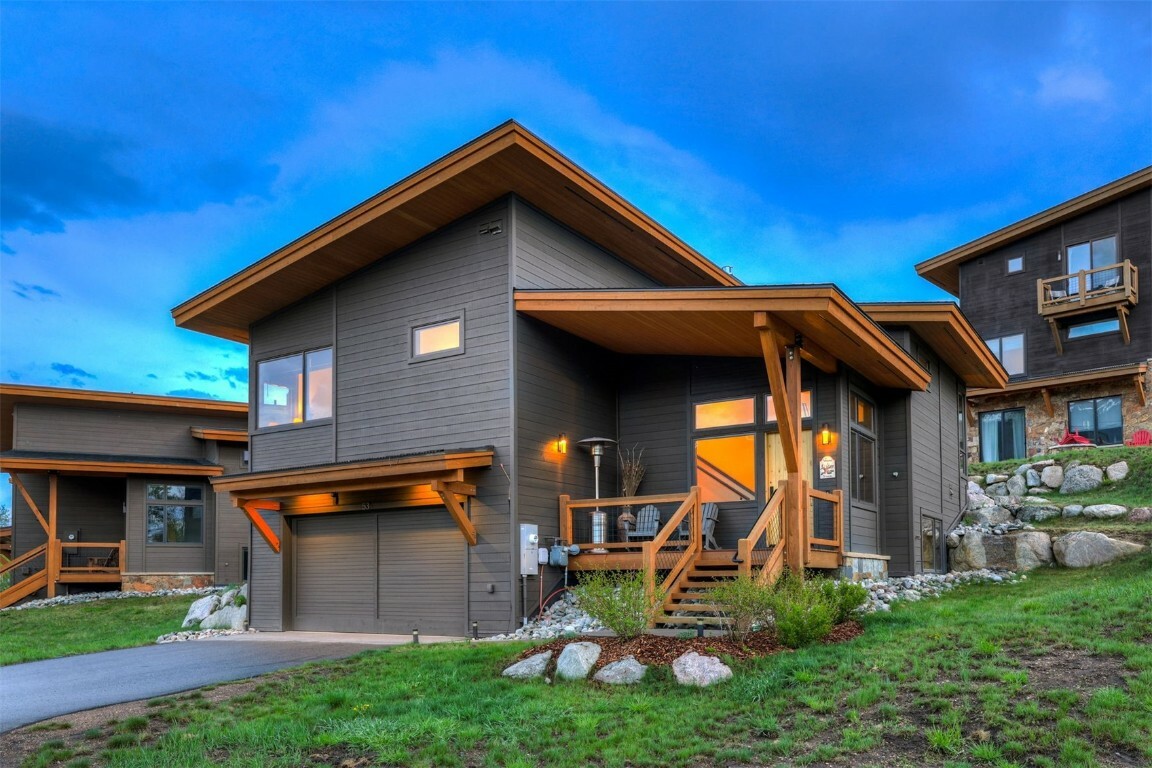 Property Photo: 53 Hargrove Way CO 80498