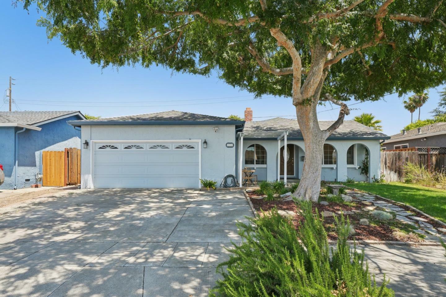 Property Photo:  5886 Falon Way  CA 95123 
