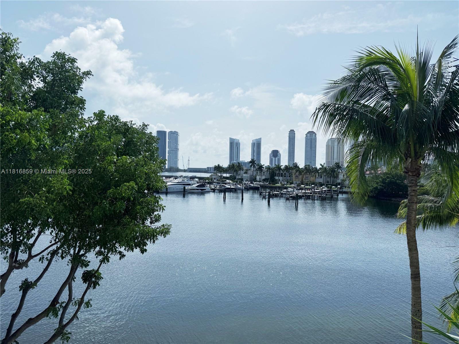 7000 Island Blvd Ls-304  Aventura FL 33160 photo