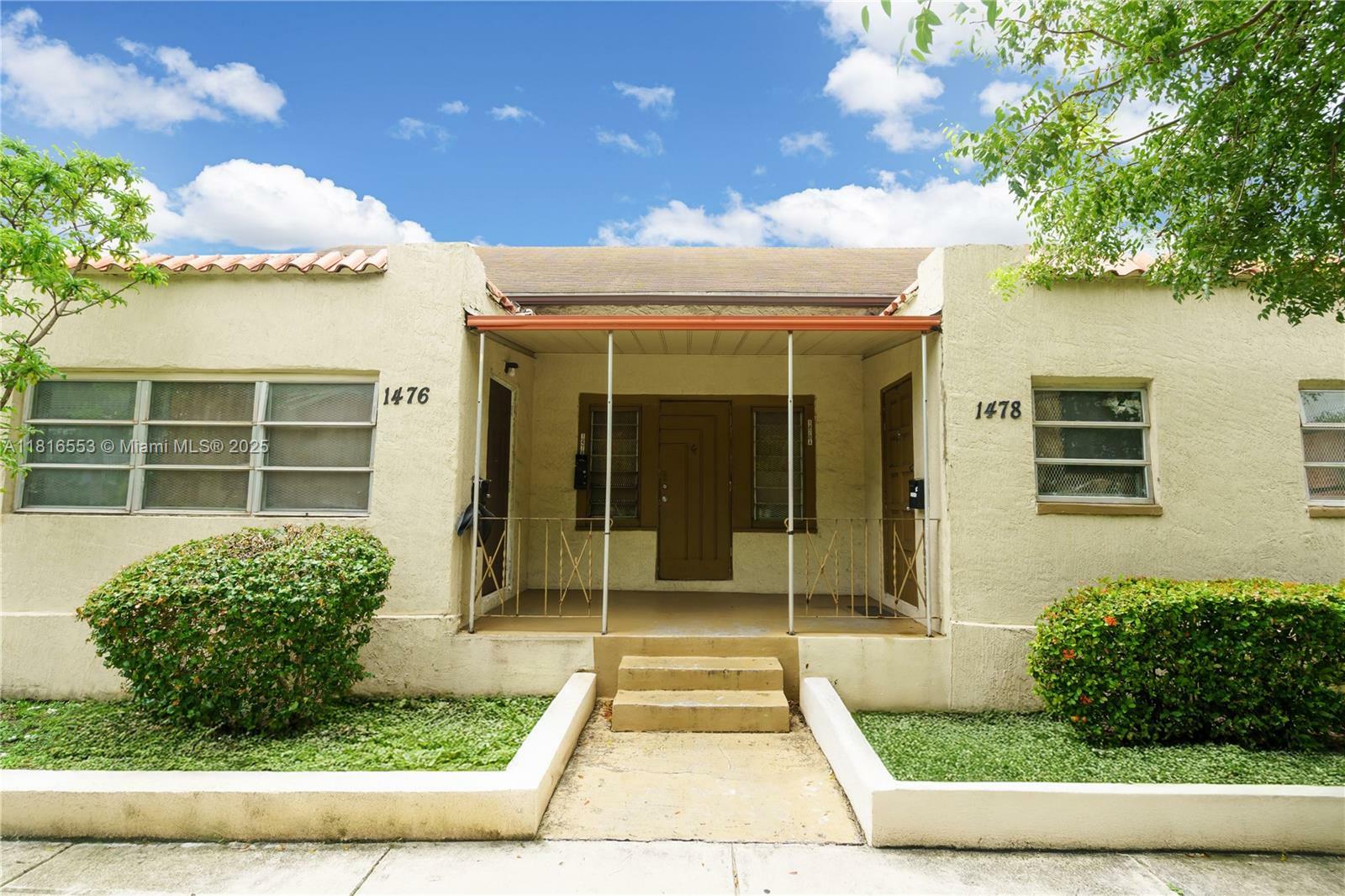 Property Photo: 1478 SW 2nd St FL 33135