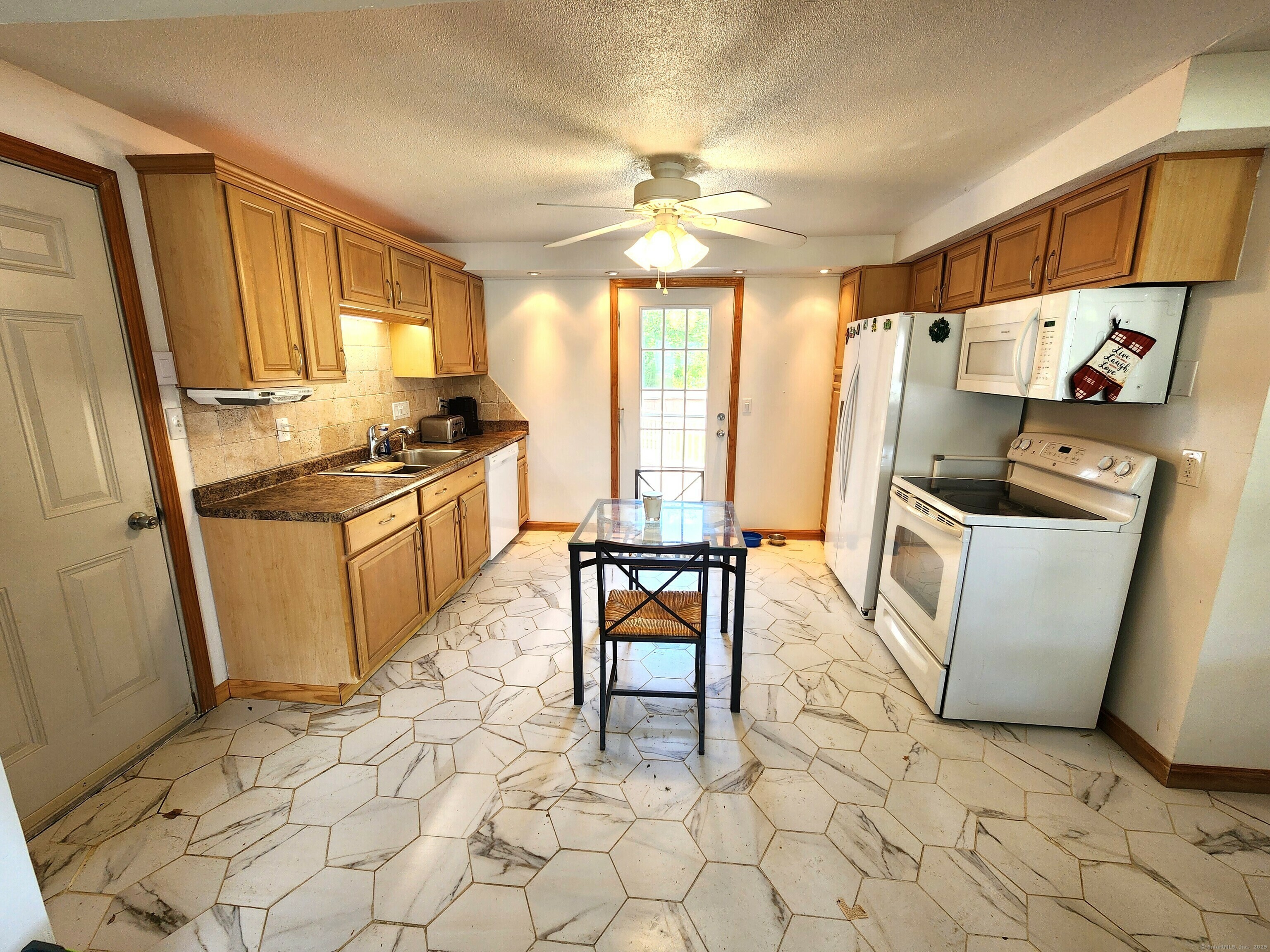 Property Photo: 148 Millbrook Road CT 06450