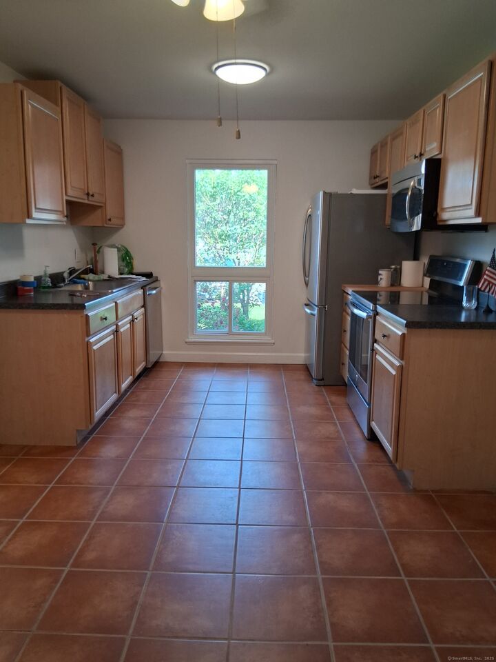 Property Photo:  237 Centerbrook Road  CT 06518 