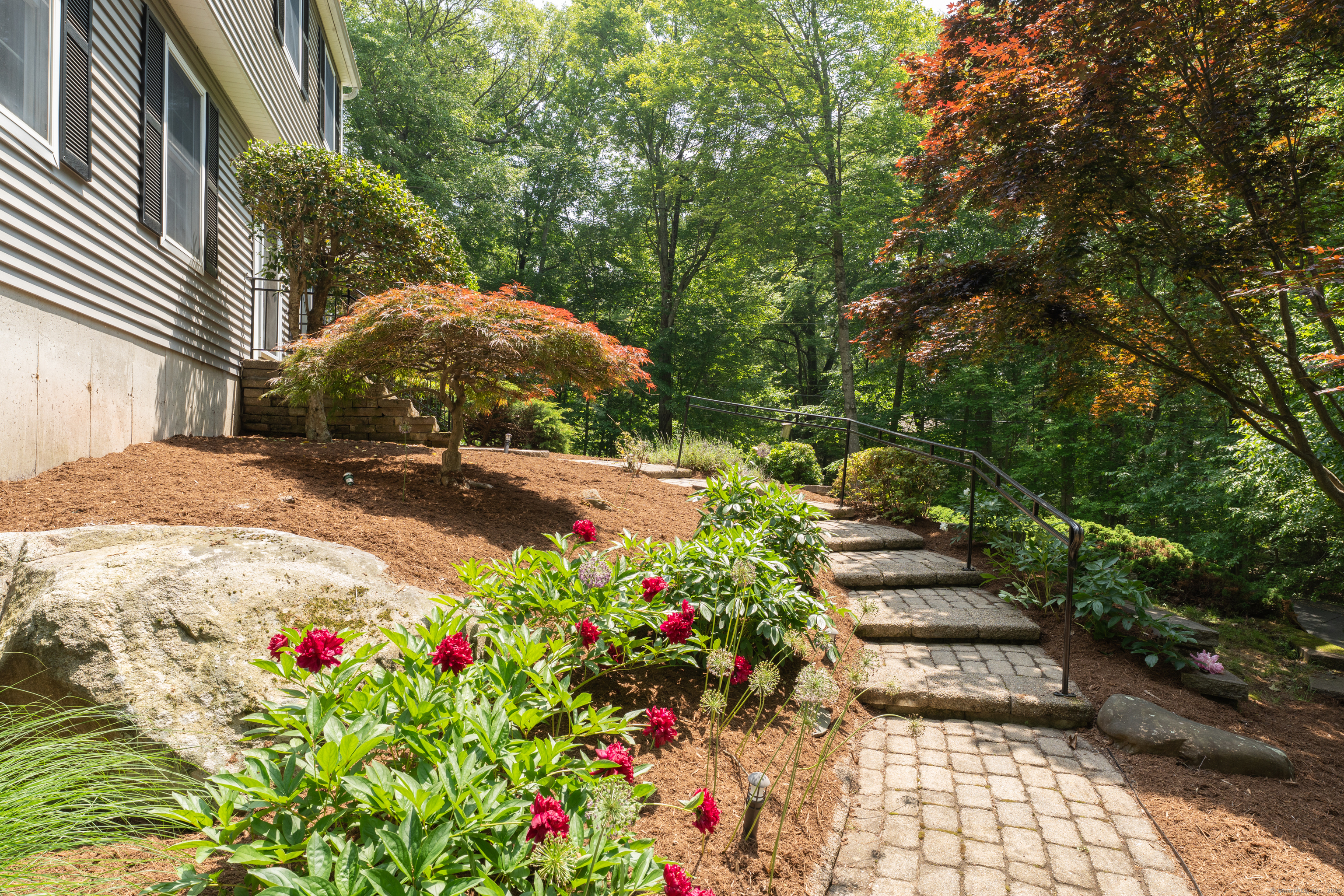 Property Photo: 35 Whitethorn Drive CT 06437