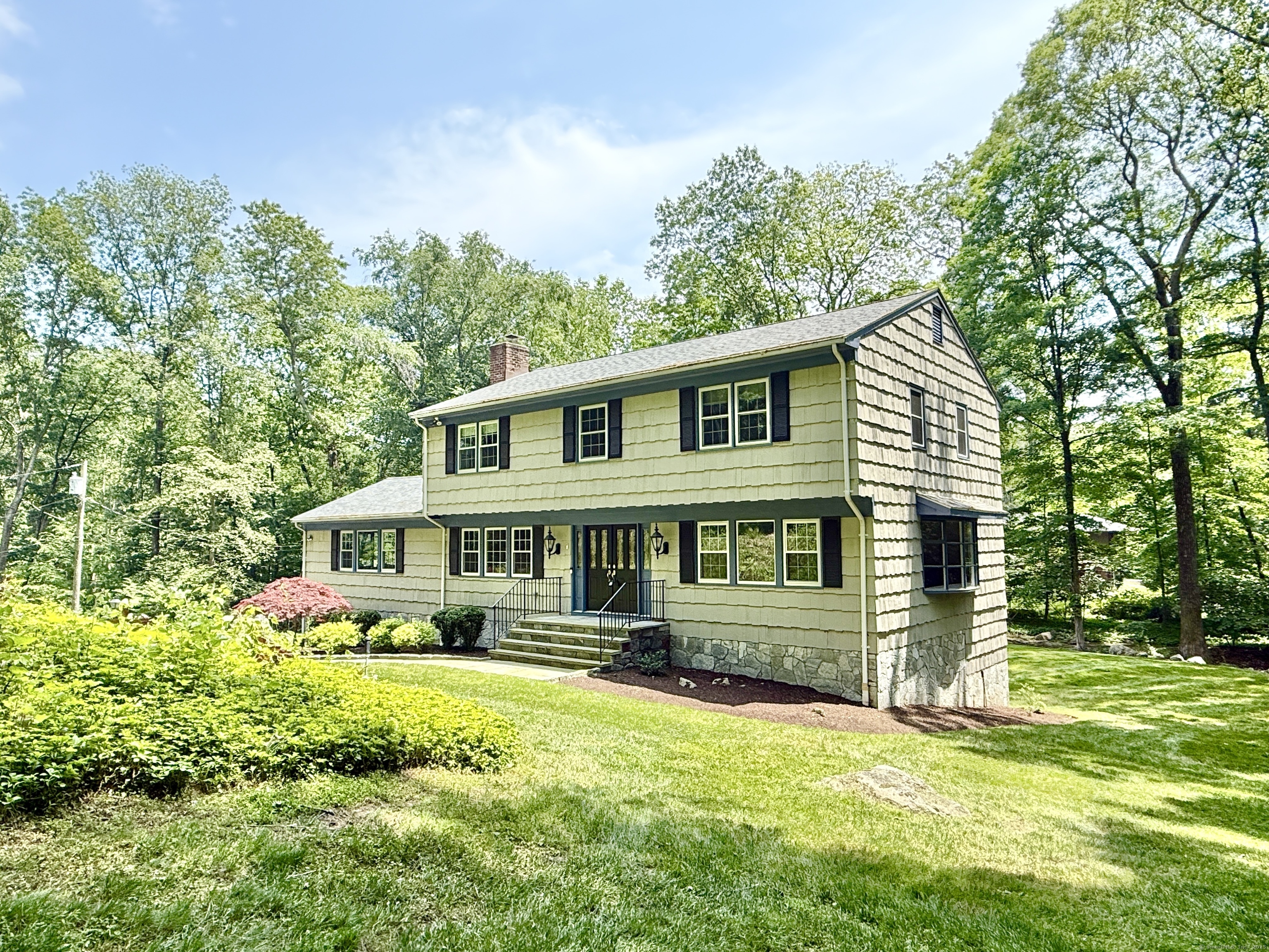 51 Boulder Brook Drive  Stamford CT 06903 photo