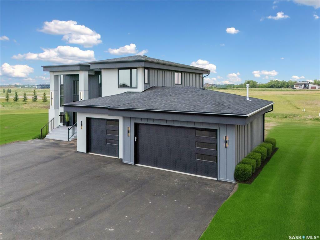 Property Photo: 144 Grandview Trail SK S7H 0W5