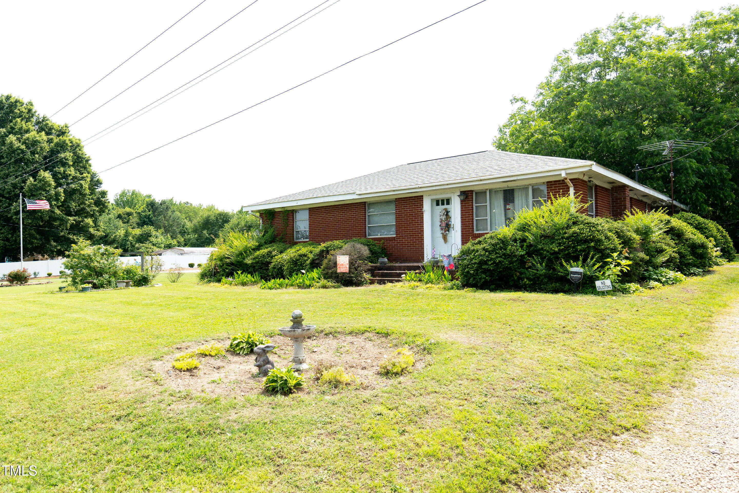 Property Photo: 728,720 S Wakefield Street NC 27597