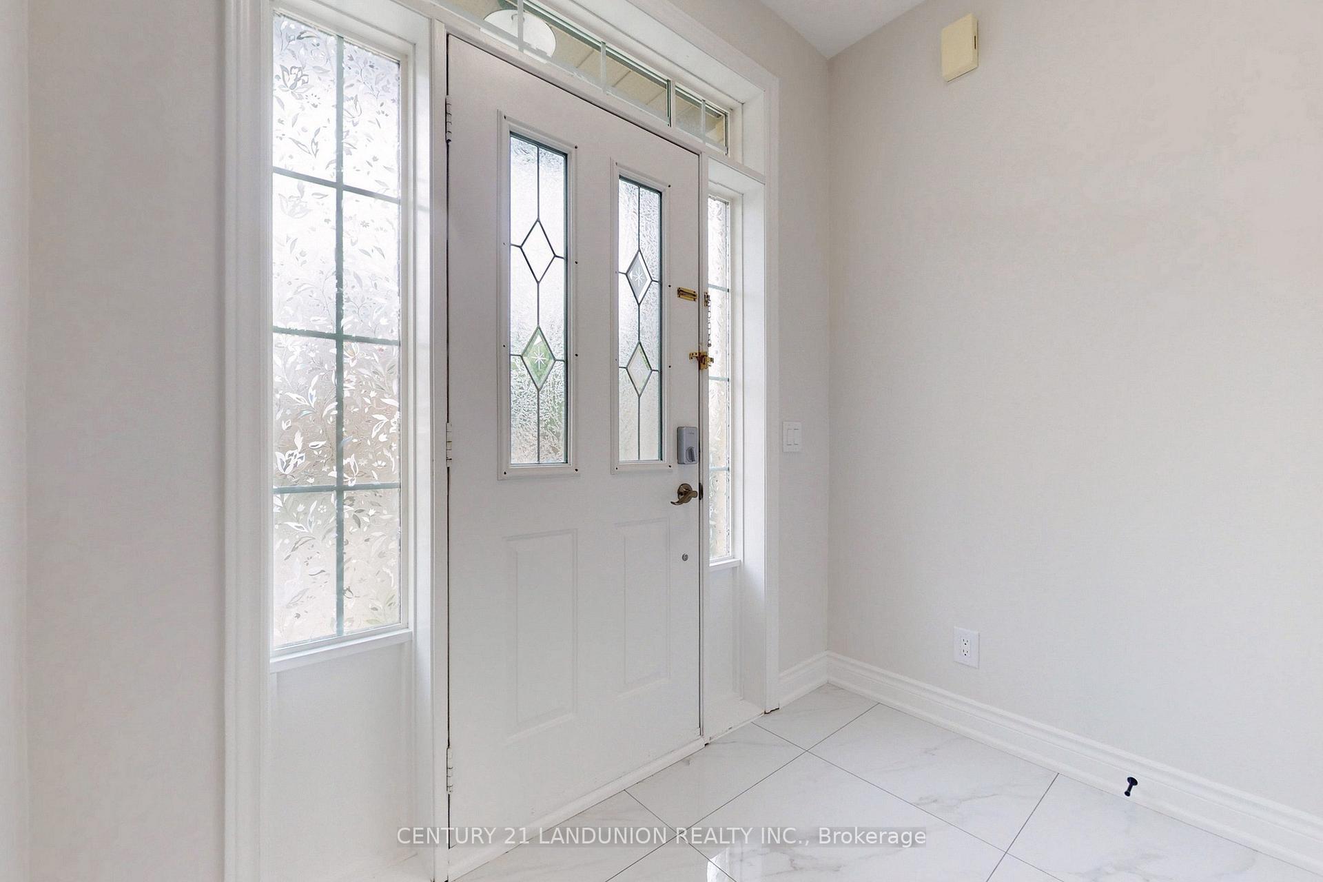 Property Photo: 40 Port Rush Trail ON L6C 1Z3