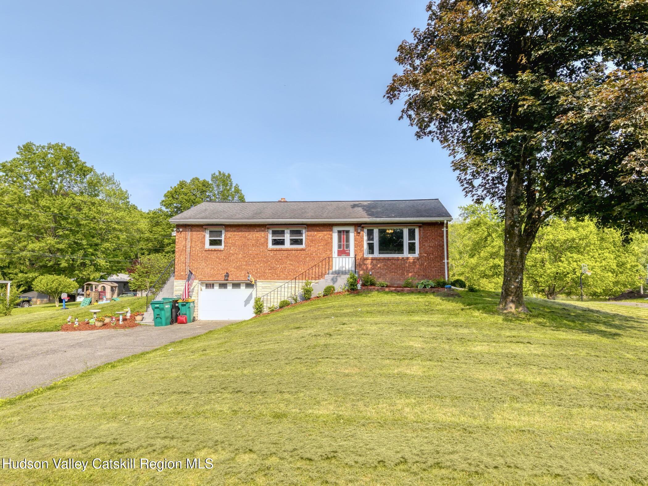Property Photo: 118 New Salem NY 12401