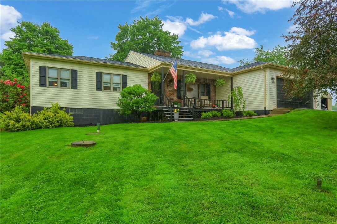 Property Photo: 2971 Acre Rd PA 16101