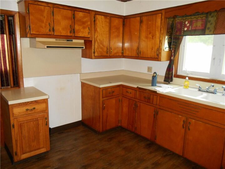 Property Photo: 146 Back St PA 15936