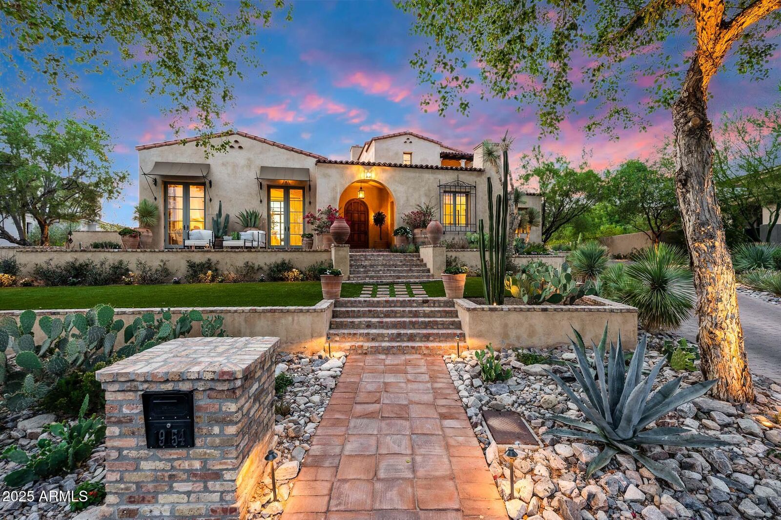 Property Photo:  19054 N 97th Place  AZ 85255 