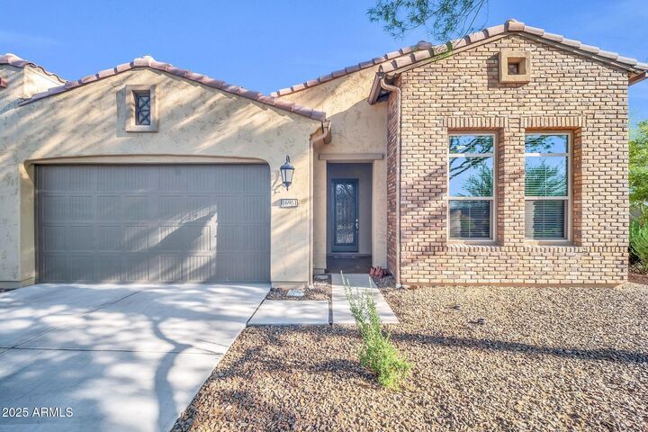 Property Photo:  16961 W Holly Street  AZ 85395 