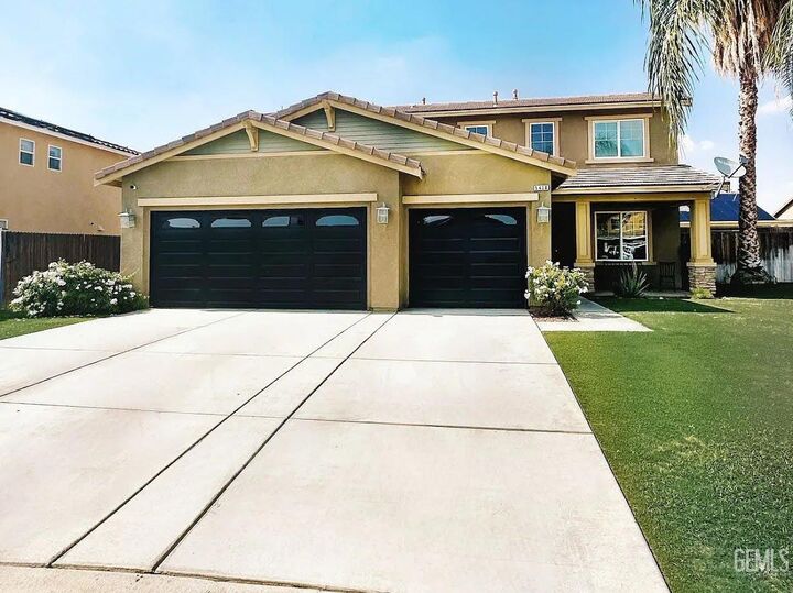 Property Photo:  5408 Transparent Court  CA 93313 