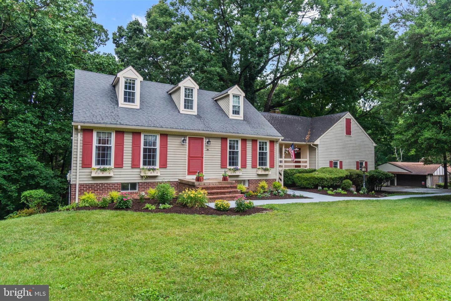 1550 Clover Drive  Fredericksburg VA 22407 photo