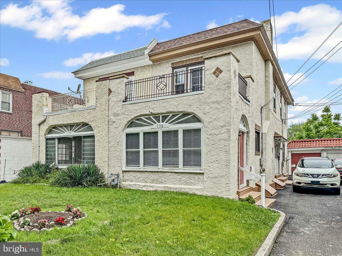 Property Photo:  736 Poplar Street  PA 19079 