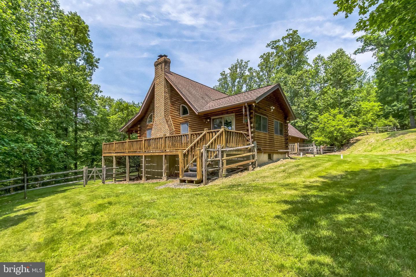 Property Photo: 892 Eichele Road PA 18074