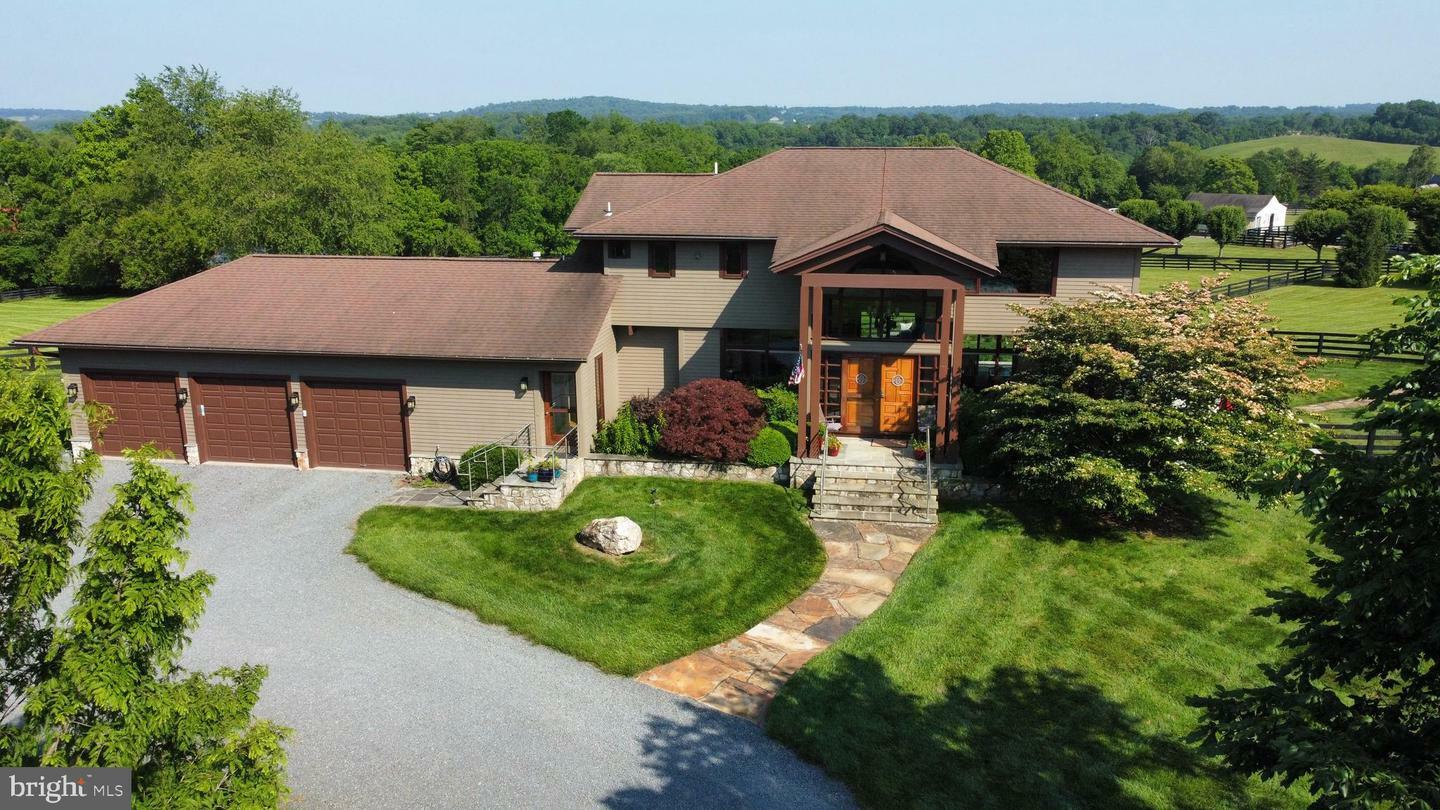 15724 Trapshire Court  Waterford VA 20197 photo