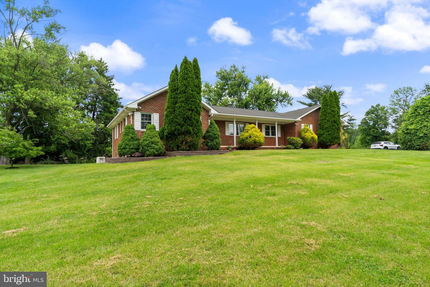 Property Photo: 1404 Stockton Road MD 21085