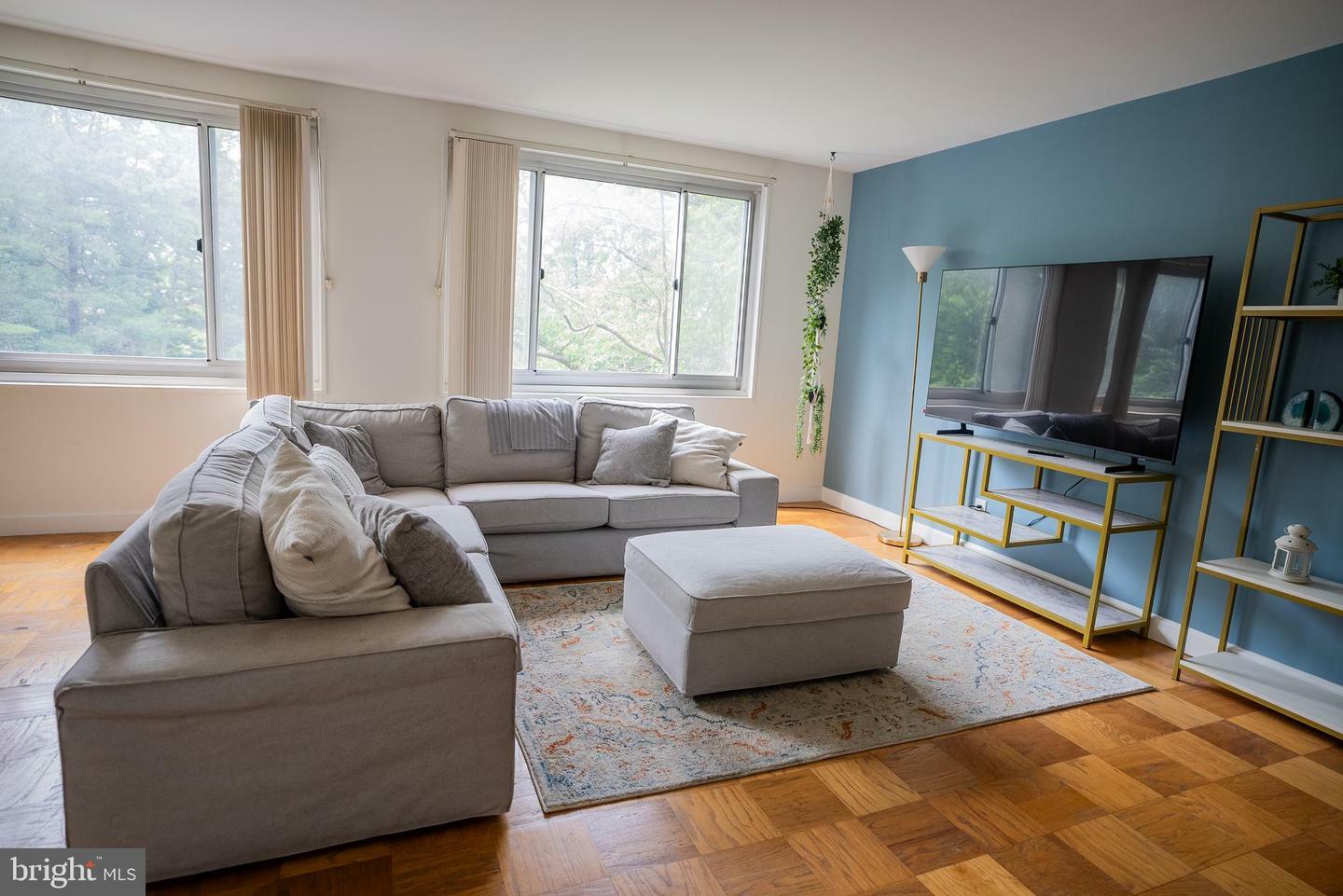 Property Photo: 1900 Lyttonsville Road 514 MD 20910