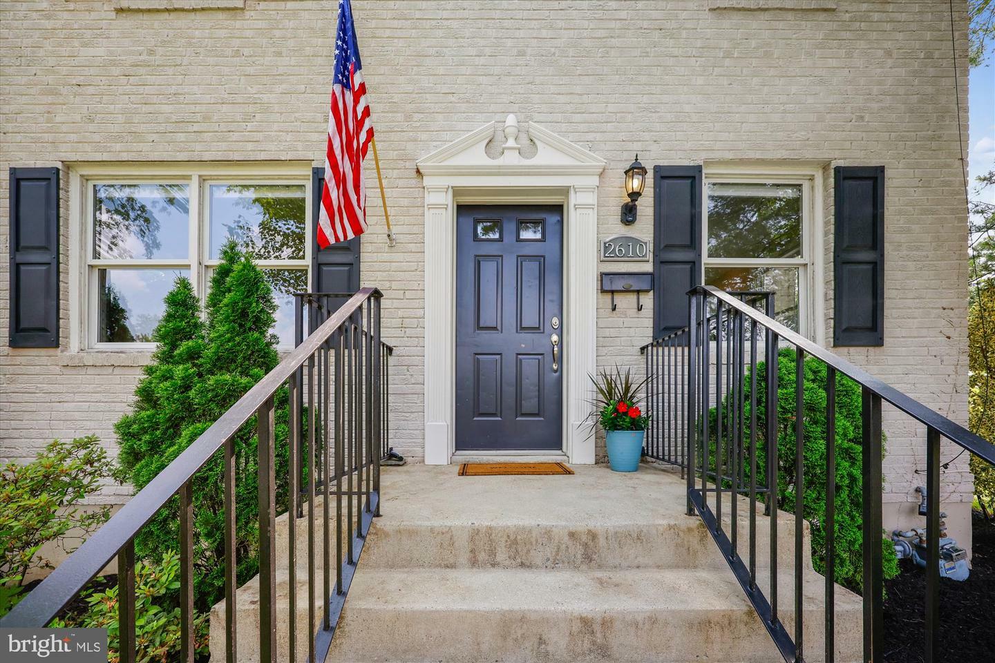 Property Photo:  2610 Parker Avenue  MD 20902 
