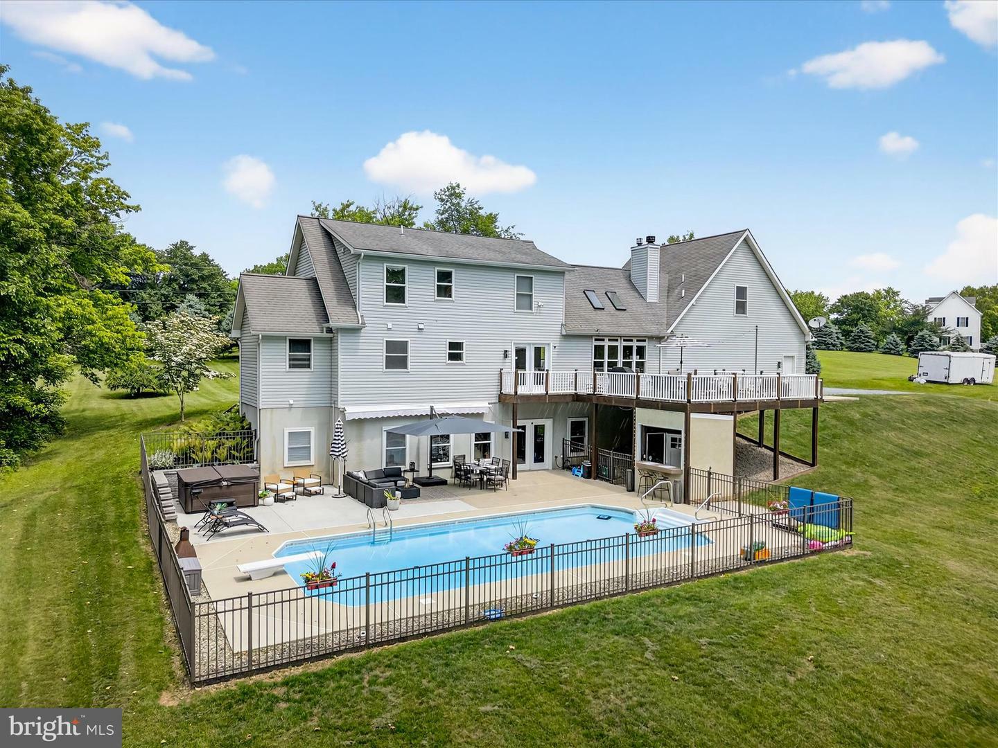 Property Photo: 1981 New Danville Pike PA 17603