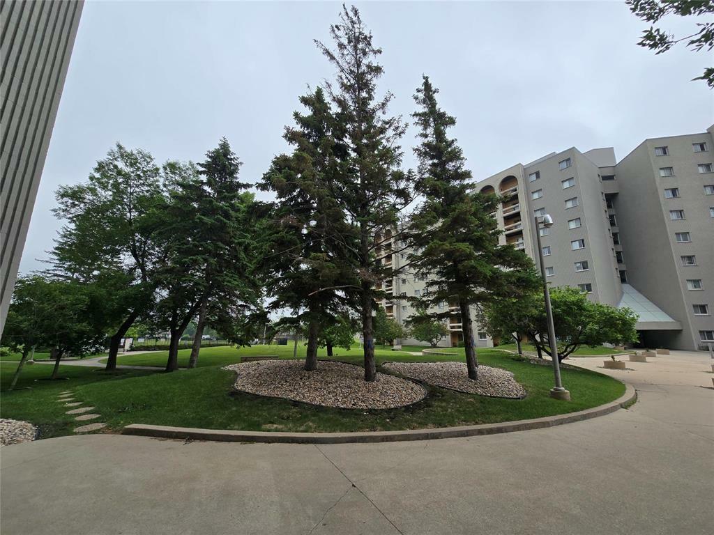 Photo de la propriété: 3000 Pembina Highway MB R3T 3Z2