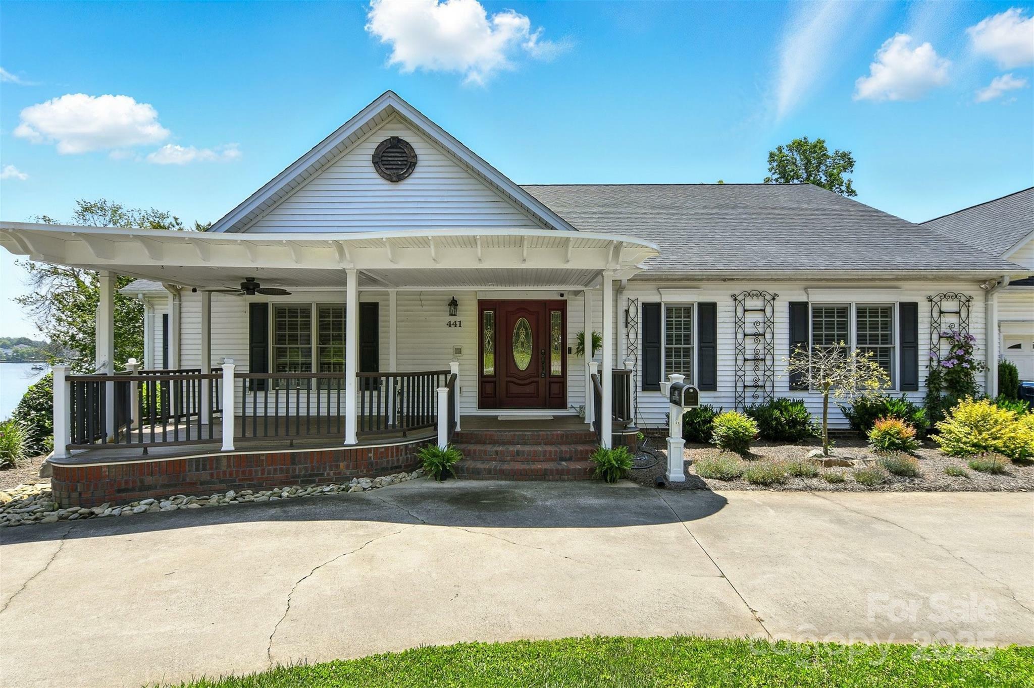 Property Photo: 441 Wildlife Club Lane NC 28681
