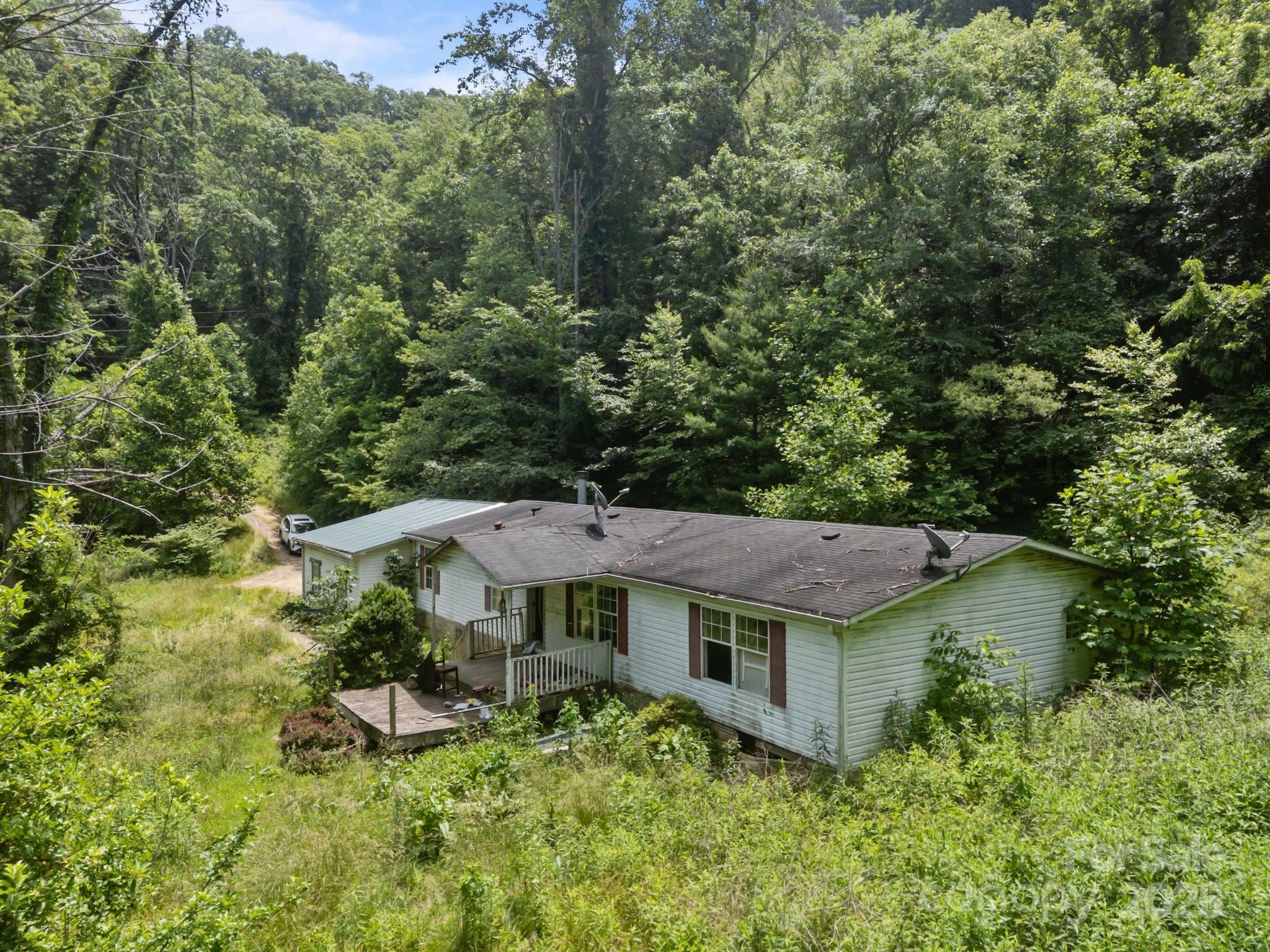 Property Photo: 99 Bridges Cove Road NC 28748