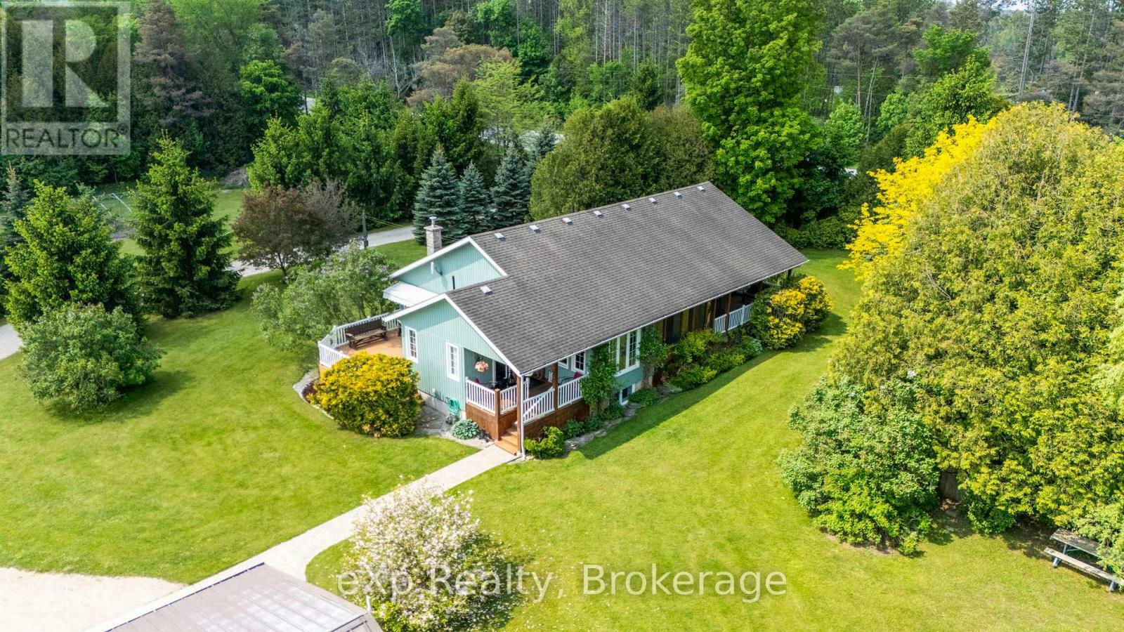 Property Photo:  314839 Highway 6  ON N0G 1R0 