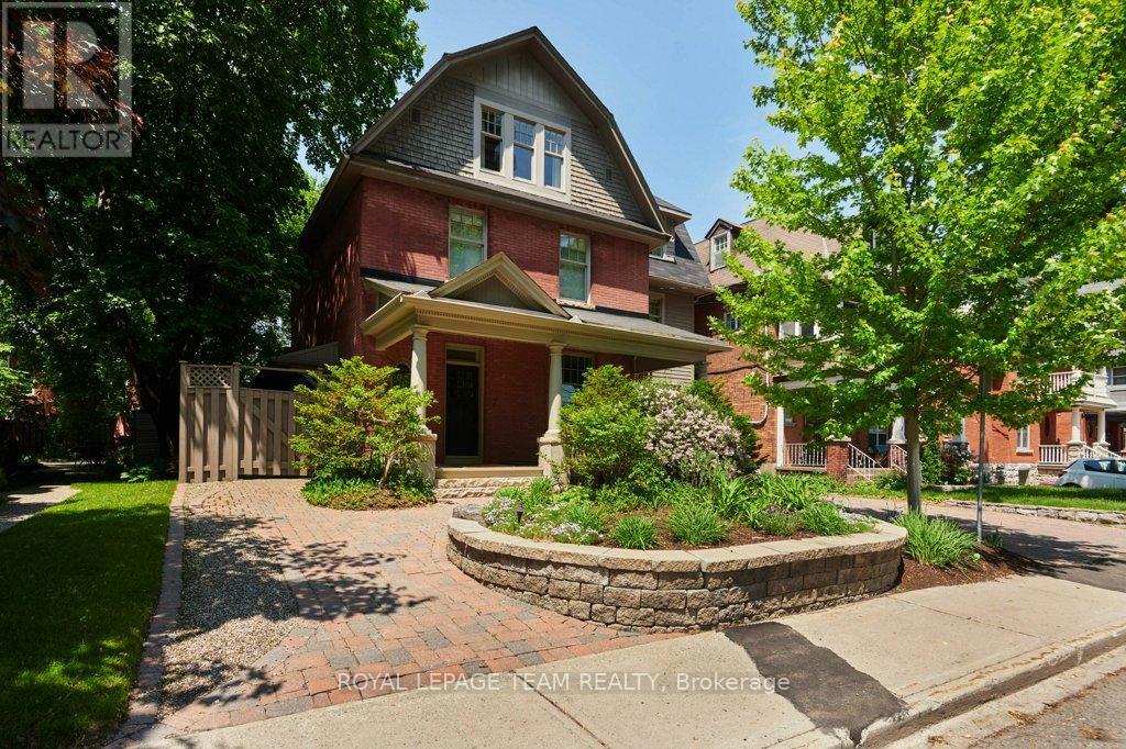 Property Photo: 7 Second Avenue ON K1S 2H2